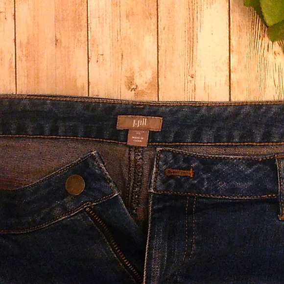 J. Jill women's denim skirt w/Zipper size 14 (J2) - Picture 2 of 3